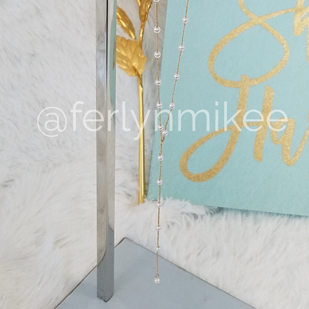 NWT LOFT Dainty Pearlized  Crystal Y Necklace